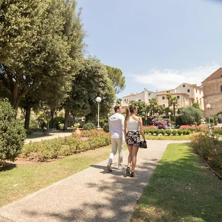 Διαμέρισμα Modern Two Bedroom Flat Close To Center *