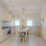 Modern Two Bedroom Flat Close To Center Apartment *