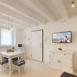Modern Two Bedroom Flat Close To Center Apartment Osimo