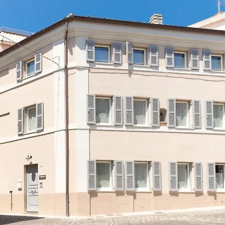 Apartment Modern Two Bedroom Flat Close To Center *